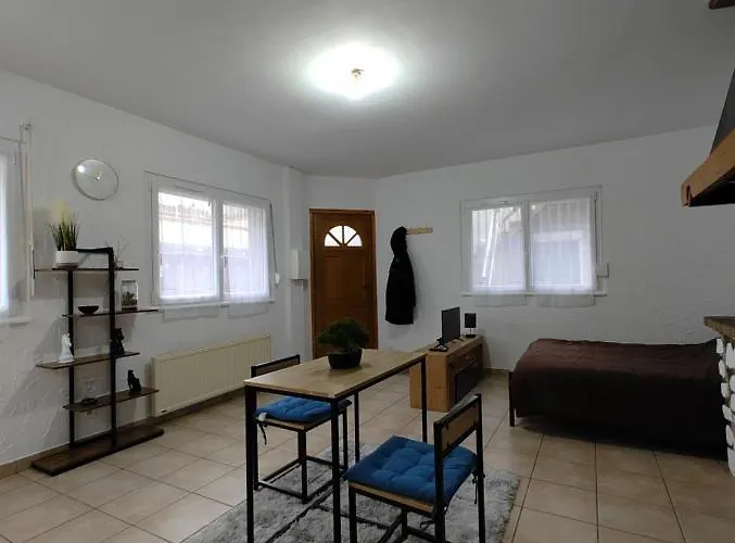 Cosy * 蓬德拉尔什